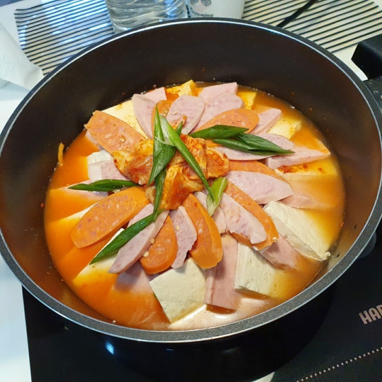 대구 다사읍 김치찌개 맛집 : 한옥집 다사점 / 김치찌개 포장 리뷰 / 김치찜 맛집 / 햄 김치찌개 만들기 대구 다사읍 김치찌개 맛집 : 한옥집 다사점 / 김치찌개 포장 리뷰 / 김치찜 맛집 / 햄 김치찌개 만들기