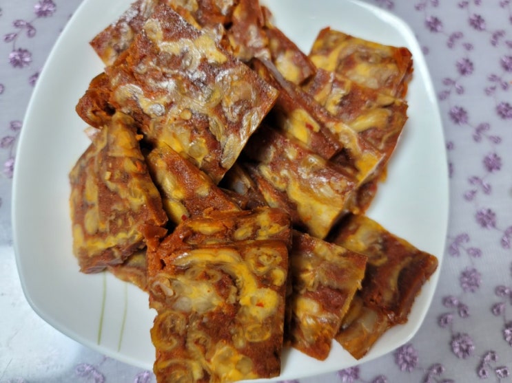  닭발편육과 엄마네 홍어삼합