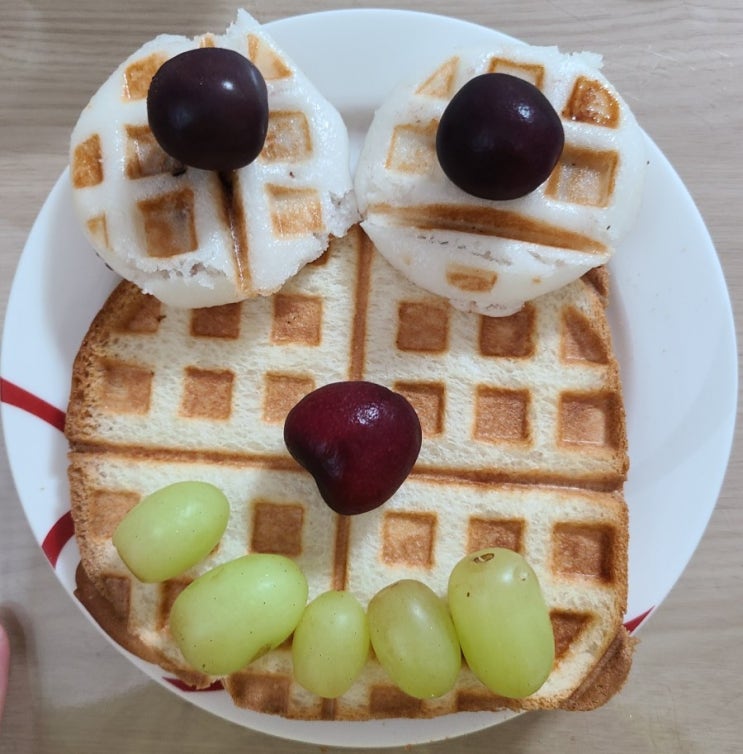  4살 아기 간식(잔기지떡과 식빵)
