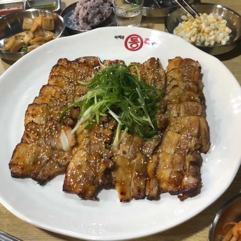 [Jeju] 제주도 중문 맛집_바베큐통족구이 중문점