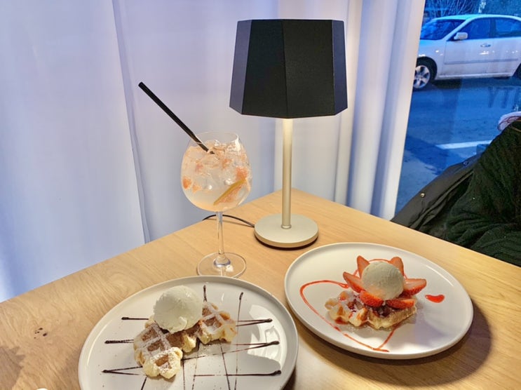 용인 죽전 보정동 카페거리 분위기 좋은 디저트 맛집 추천 :: 카레클린트 더 카페, 원목 가구 쇼룸