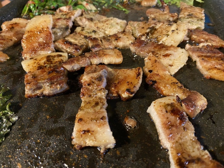  부추삼겹살 맛집 / 사당역 복돈이 부추 삼겹살 / 달달한 부추랑 삼겹살이 JMT / 사당역 맛집