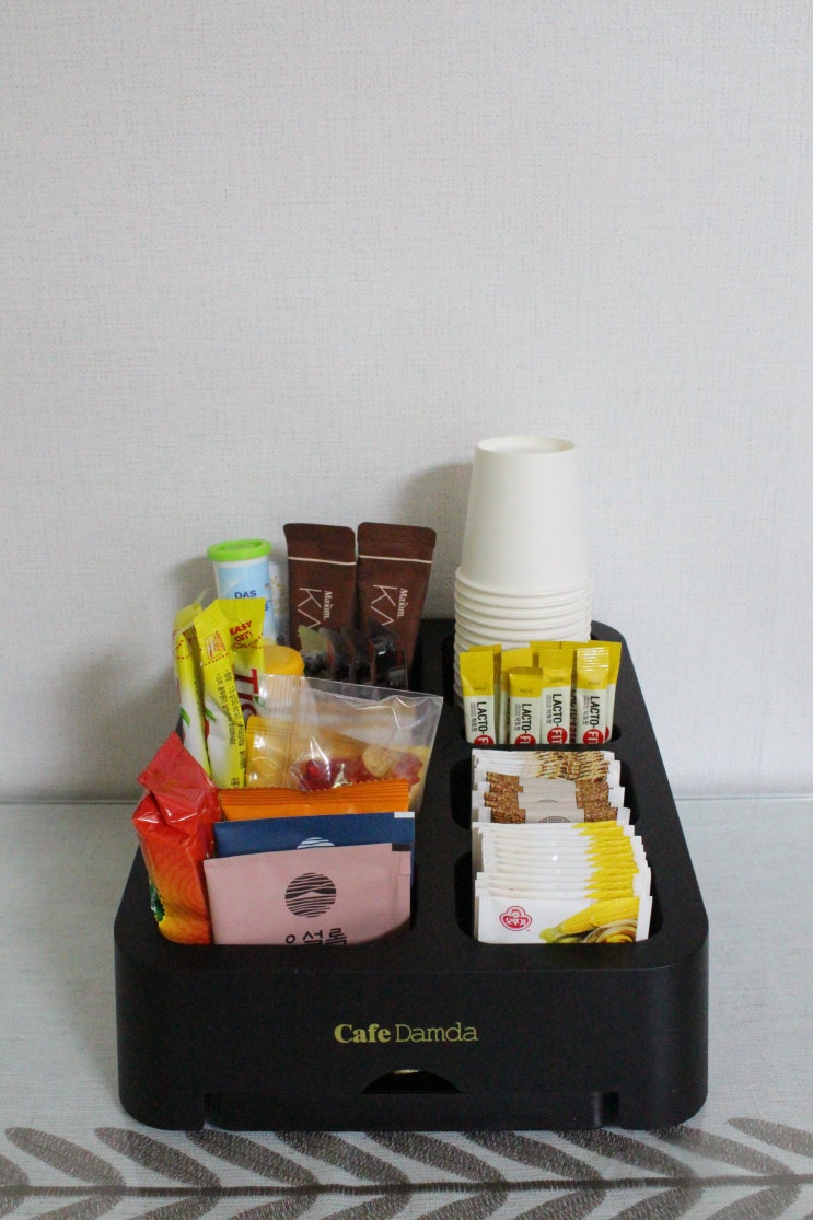  스마트허브 카페담다 다용도 수납함으로 티백, 영양제 정리함 :)