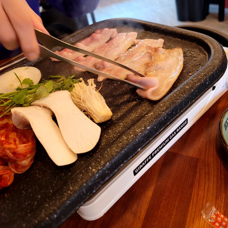  삼겹살은 역시 점심메뉴이죠!?