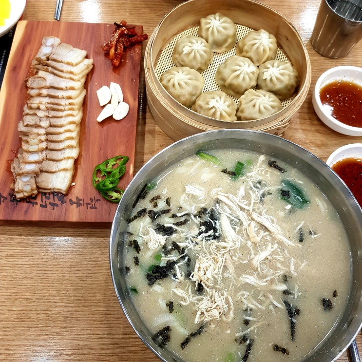  [맛집탐방] 대구 <현풍닭칼국수> 본점에서 닭칼국수에 갈비만두 + 수육까지 !! :: 달성군 현풍 본점