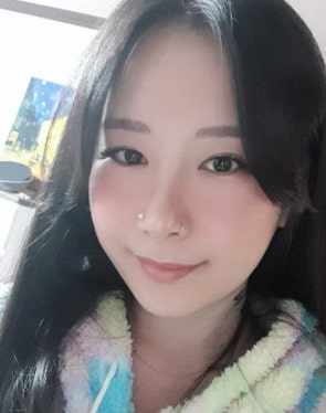릴보이 여자친구 체스카 나이 인스타