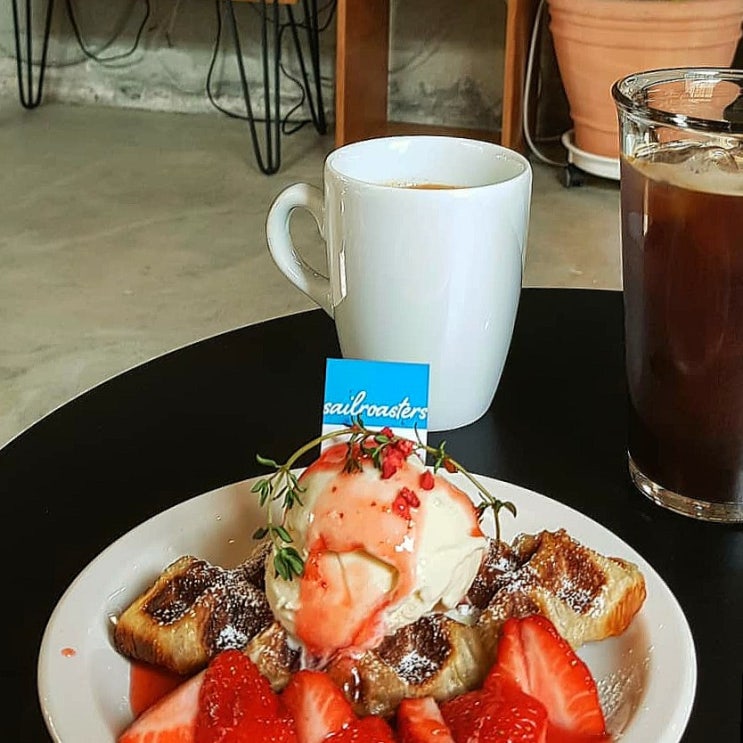  [대전/유성카페] 크로플 맛집인 인아웃 유성, 카멜로 커피, 셀로스터즈