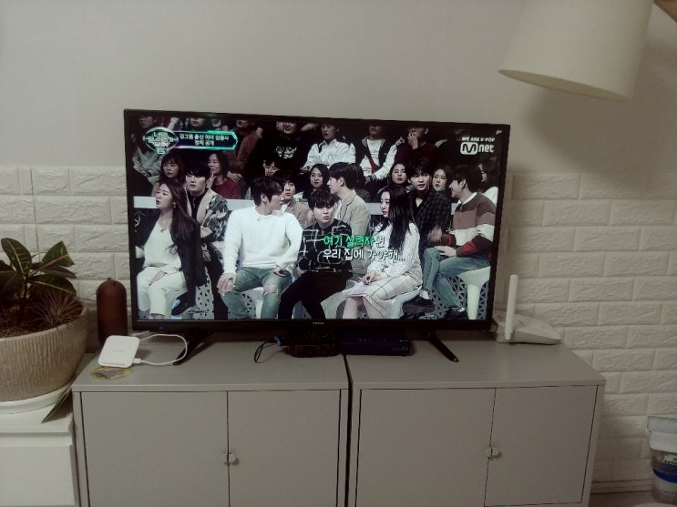 프리즘 Full HD 101.6cm TV PT400FD