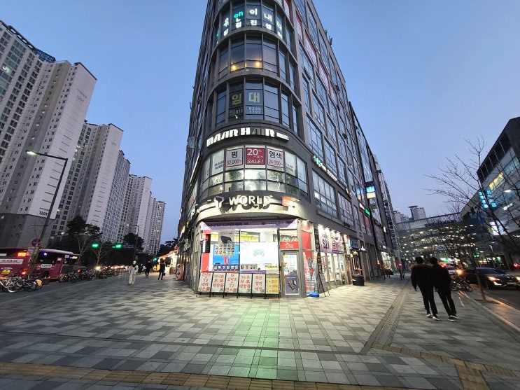 [세종시핸드폰] 종촌동 SK텔레콤 SKT세종직영점에서 갤럭시S21 아이폰12 비교, 신상 웅진스마트올 체험