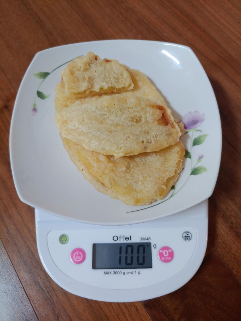 대표적인 설 명절음식 100g당 칼로리? 100g이 도대체 몇 개야?! -오징어튀김/고구마튀김/삼색꼬치전- : 네이버 블로그 대표적인 설 명절음식 100G당 칼로리? 100G이 도대체 몇 개야?! -오징어튀김/고구마튀김/삼색꼬치전- : 네이버 블로그