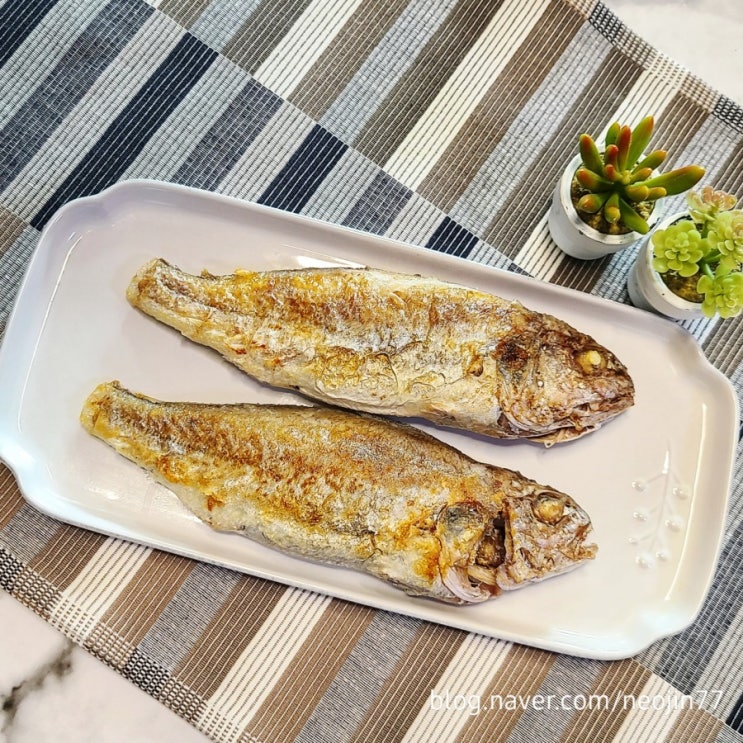 조기손질법 부터 굽는법 까지 맛있는 조기구이 조기손질법 부터 굽는법 까지 맛있는 조기구이