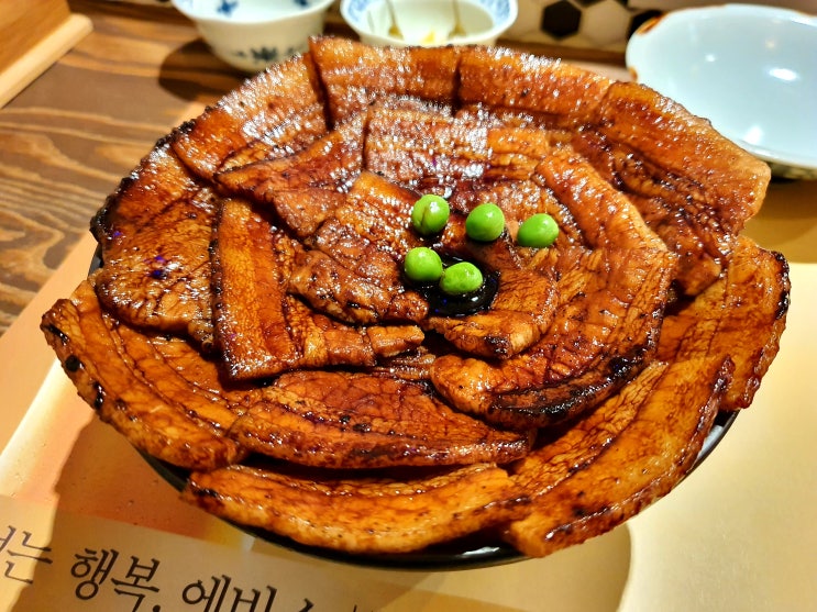  [서울, 훗카이도 부타동 스미레] 고기꽃이 활짝~