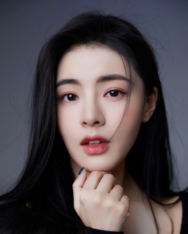  의천도룡기2019소소 허아정 중국배우 정보 및 최근 사진 모음