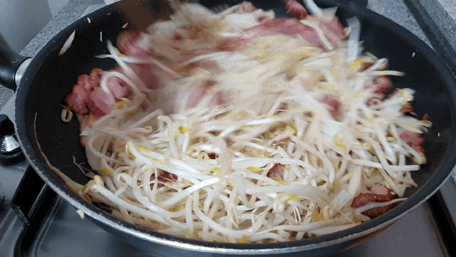  다향훈제오리 숙주볶음 초간단 저녁메뉴로 좋아요