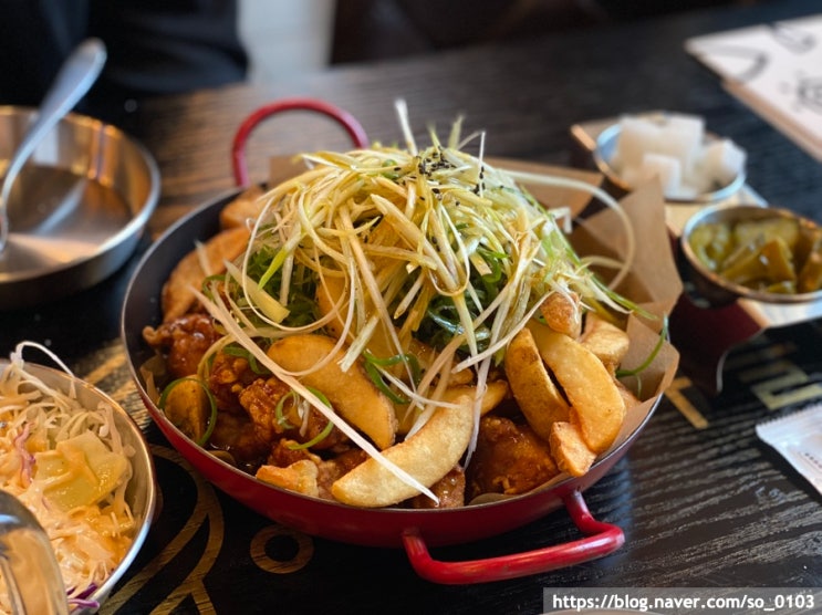  [수원/호매실] 저녁시간 항상 붐비는 치맥 맛집 "야들리애치킨 플래이트"