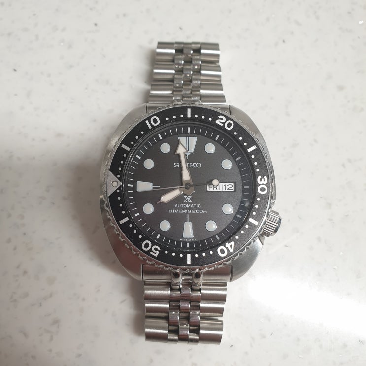 Seiko SRP777 diver watch