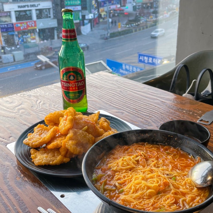 동해 천곡동 태양부양꼬치, 꿔바로우 베스트 중 베스트 / 동해시 전경을 배경으로 냠냠