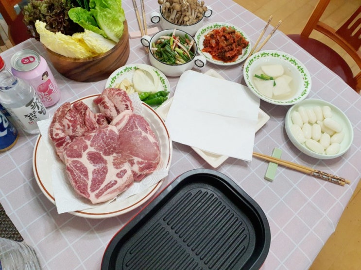  캠핑고기로 소문난 마켓게리 황제갈비살과 보리먹인 통목살로 시작한 고기먹방
