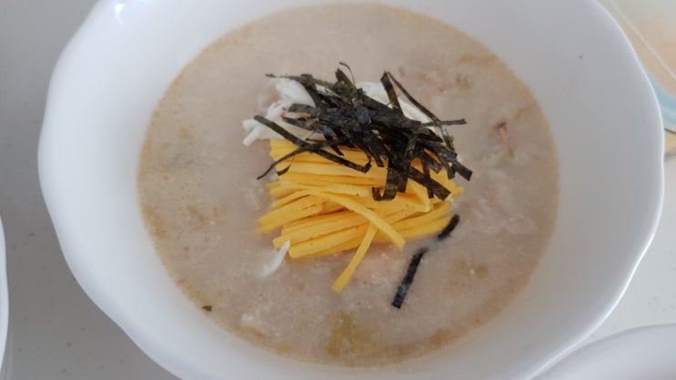  고기가 들어가지 않는 비건떡국 잣떡국 끓이기