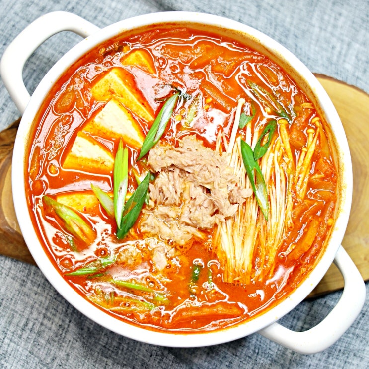  [김치찌개 맛있게 끓이는법]개운한 참치김치찌개 레시피