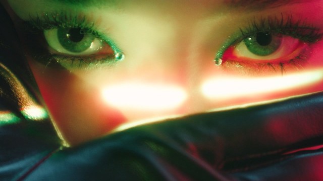  [MV] 청하 (CHUNG HA) – Bicycle [뮤비/가사/듣기]