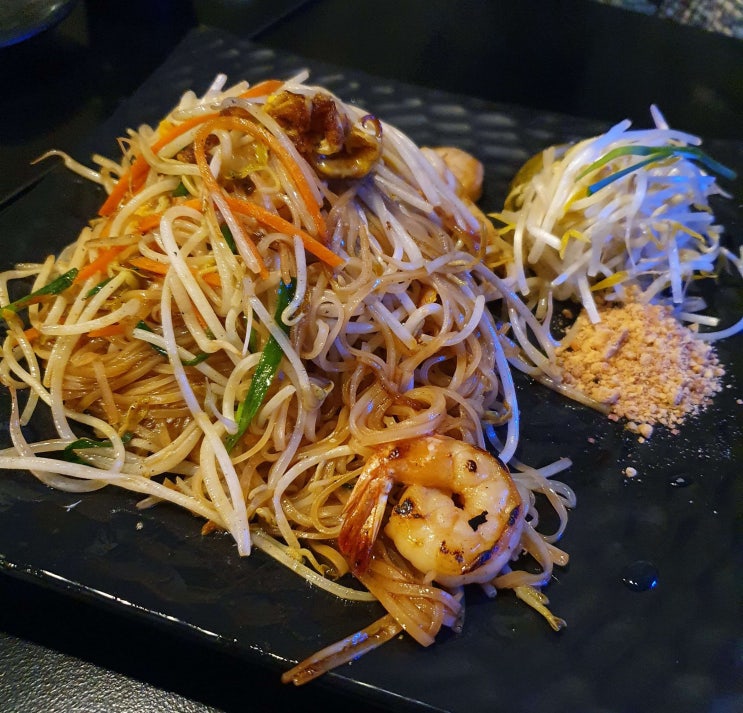  신촌 맛집, 이대 맛집 : 방콕익스프레스 (태국음식 : 팟타이, 똠양꿍, 뿌팟퐁커리)