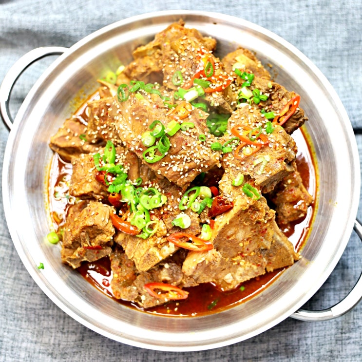  [돼지등뼈찜]돼지고기 요리 압력밥솥 간장등뼈찜 만들기