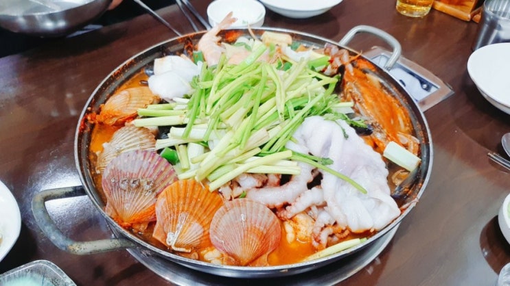  [신림 해물탕 맛집] 꽃게가 들어가는 양이 푸짐한 독도해물탕 메뉴+가격