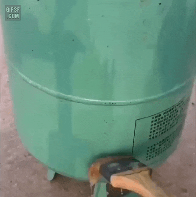  페인트 벗기는 약.gif