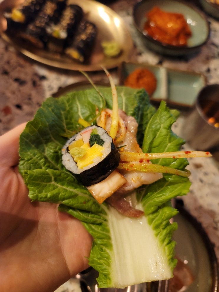 [광주맛집] 고추냉이 김밥과 대패 삼겹살의 환상적인 조화-패대기