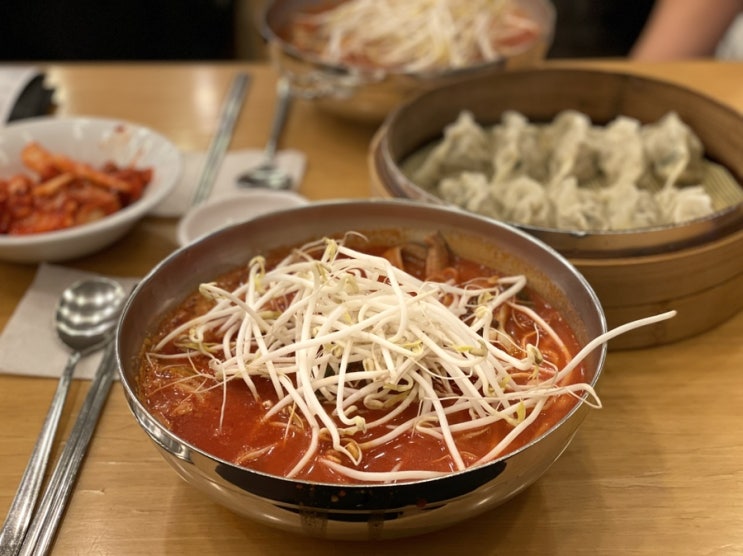  중계동 은행사거리 맛집 :: 밀숲 육개장칼국수 최고
