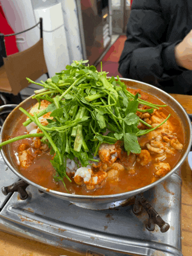  [종로5가/ 광장시장] 얼큰하게 취하는 대구 매운탕 맛집 '은성 횟집'