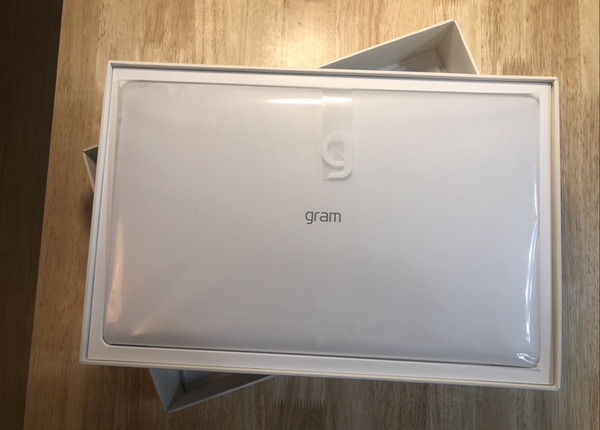  노트북 고민하시는 분 들께 추천합니다 LG 그램 15Z90N-VR56K /15ZD90N-VX50K(윈도우 별도설치)