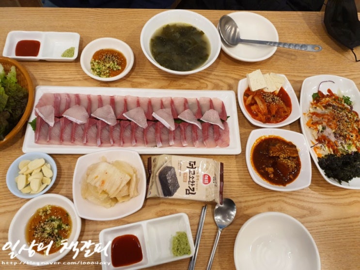  회는 기본, 매운탕 단연맛집! 세종 도담동 <억대 회포차>