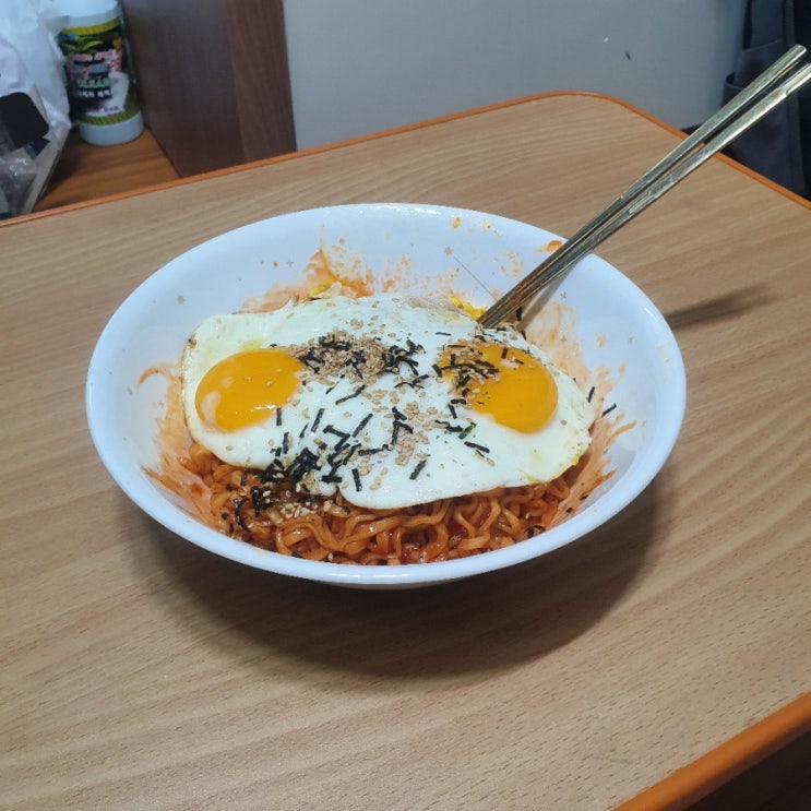  출근해야하는데 잠이 안 오네요... ㅋㅋㅋ