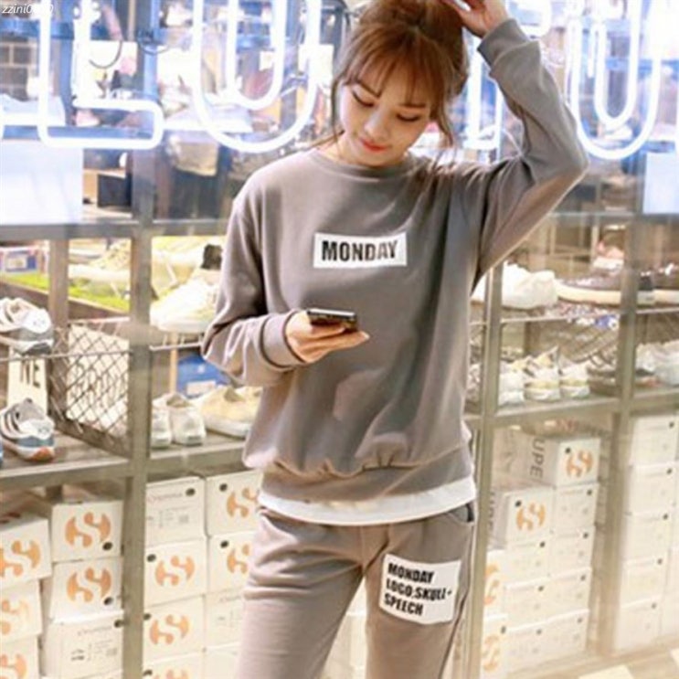  [할인정보] 클릭앤미 여성용 먼데이너 트레이닝 상하의 세트 27,900 원 
