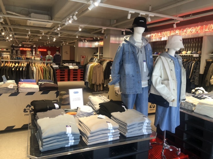  강남놀거리는 쇼핑이지! 인스타그램 패션 원더플레이스 강남나이키 에서 셋팅하기