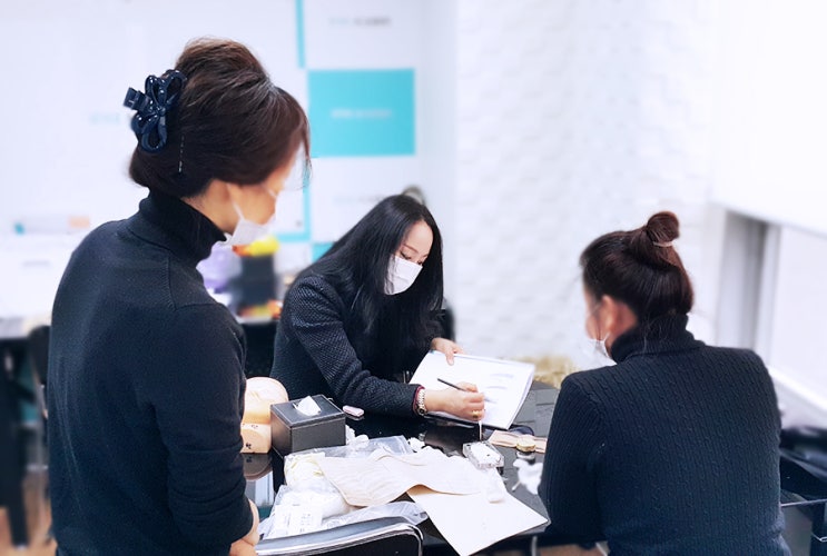  강남역 반영구문신 학원 무료 재수강은 환불이 안돼요