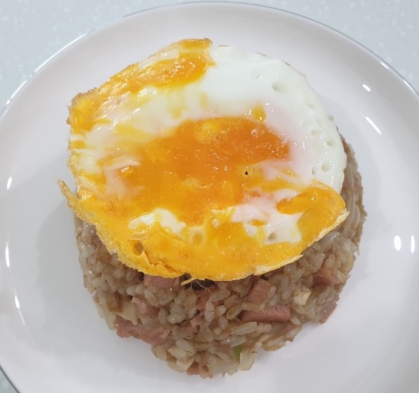  명절선물 활용한 햄참치볶음밥 / 돼지김치찌개