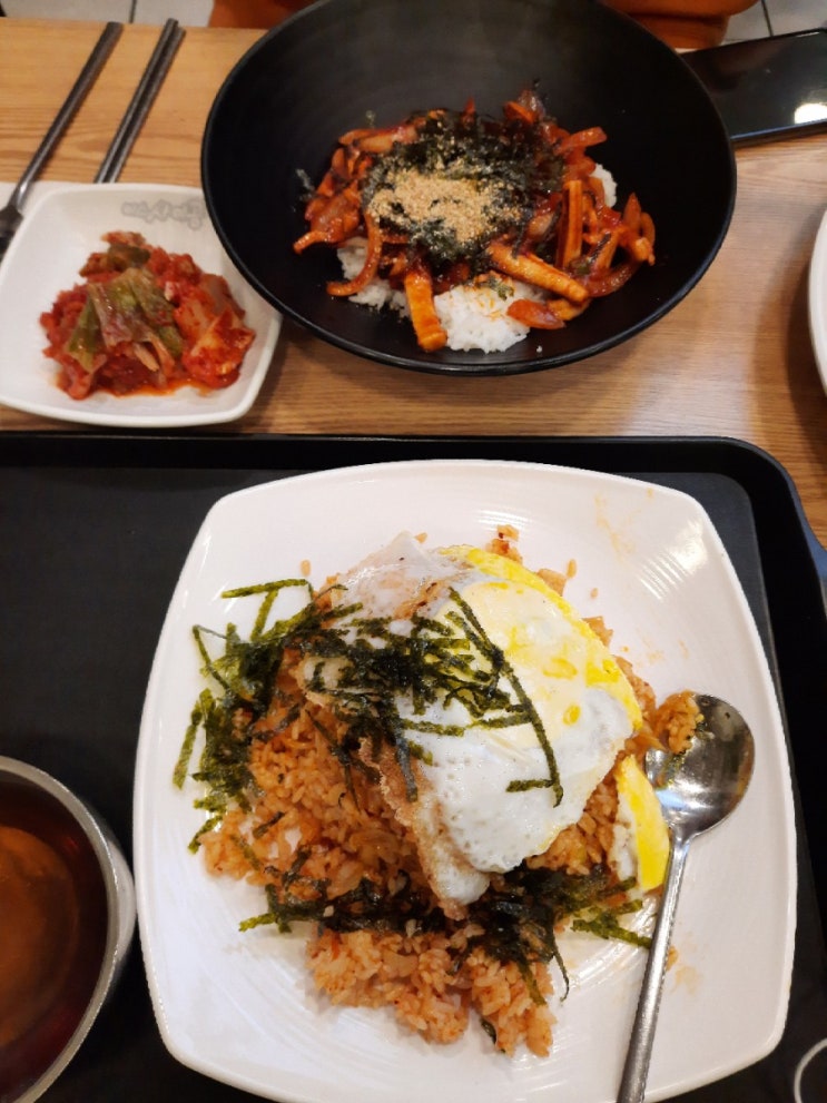  노량진 밥집 :: 소라네 밥집