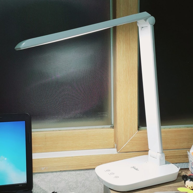  스피아노 엑스퍼트 학습용 LED 스탠드 SL-F228