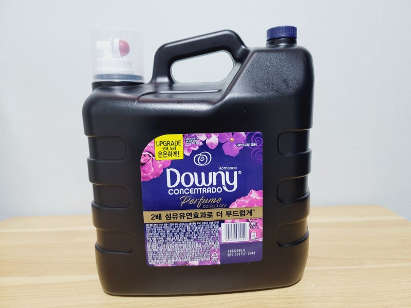 향기좋은 다우니 고농축 섬유유연제 로맨스향 8.5L대용량