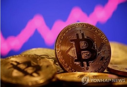 북미서 비트코인 ETF 첫 등장, 첫 날 거래액 1억6500만 달러