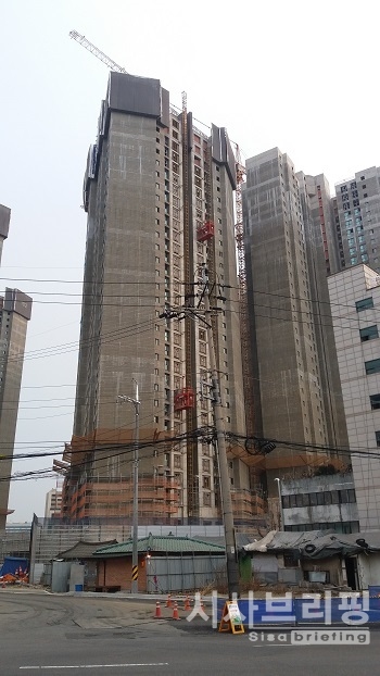 국회로 가는 대기업들, 잦은 사고사망에도 수천억 산재보험료 감면받아