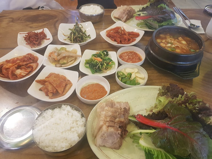  숭실대 입구역 맛집 이모네참족발보쌈 정말 맛있네!