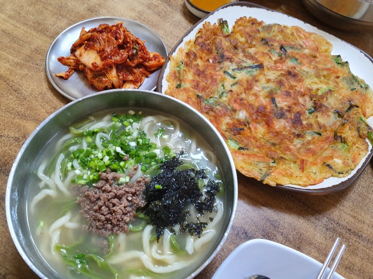 20년 차 광진구 주민이 인정하는 구의역 찐 맛집 "대원칼국수"
