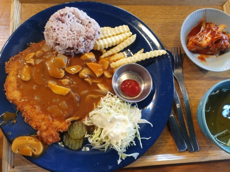  [대구 신천동] 회사점심맛집. MBC네거리 '미인부엌' 돈까스가 인기