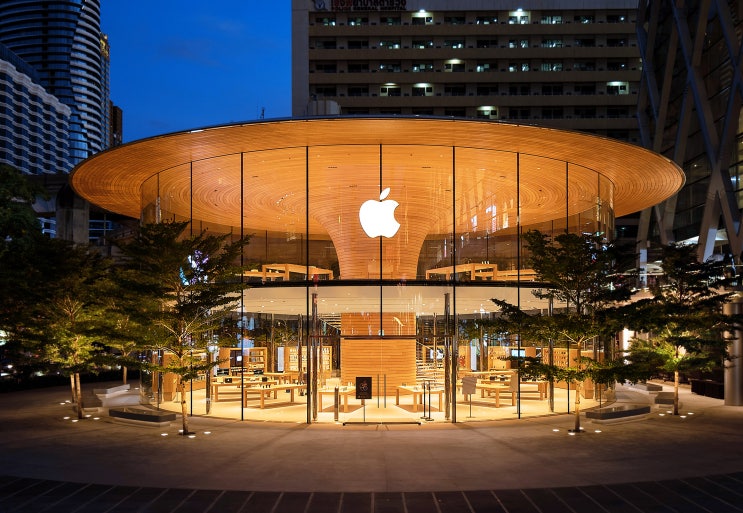  Apple Central World, Thailand, 2020