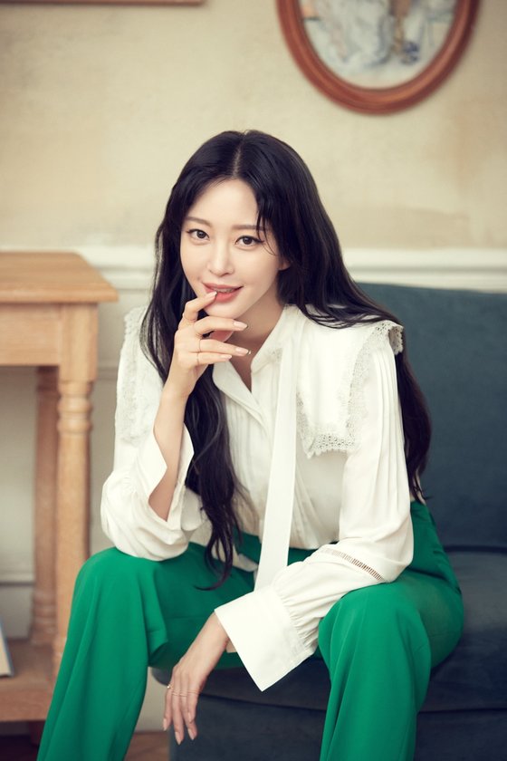  [화보IS] 한예슬, 밝고 싱그러운 봄의 여신