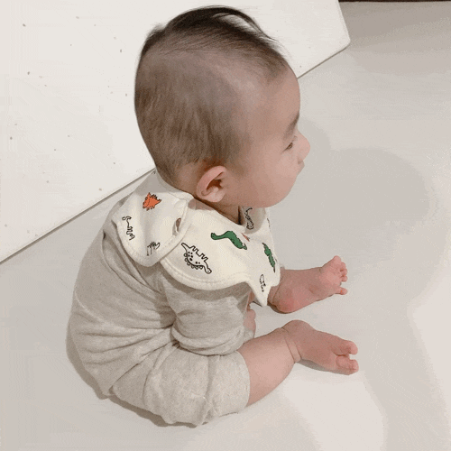 [육아일기] 생후 4-5개월 141-150일 아기 성장발달사항, 141일 되집기 성공, 입으로 내는 소리, 혼자 앉기, 다리에 힘주기